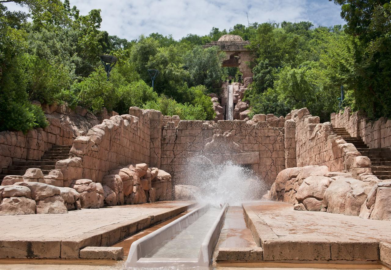 Bush Bungalows At Sun City Resort Рюстенбург Экстерьер фото