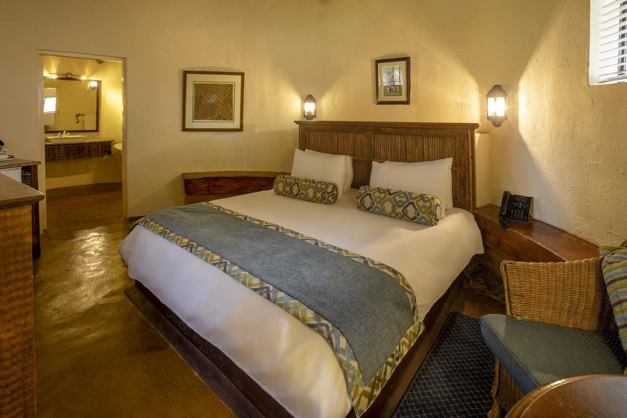 Bush Bungalows At Sun City Resort Рюстенбург Экстерьер фото