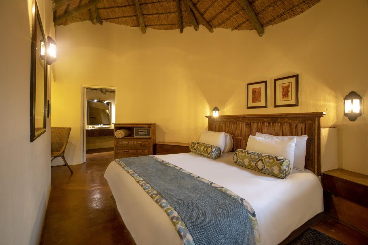 Bush Bungalows At Sun City Resort Рюстенбург Экстерьер фото
